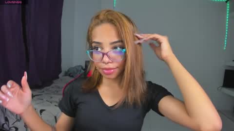 yumi_hanna online show from 05-06-26, 07:35