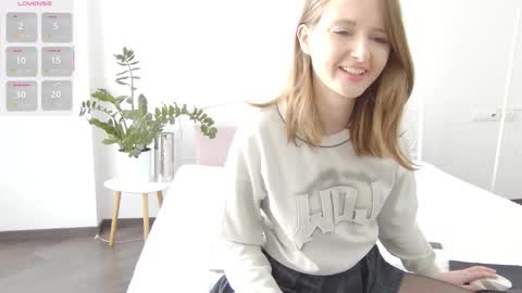 yumieast online show from 02-09-26, 08:07