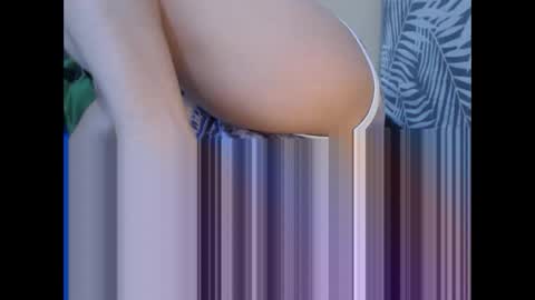 yummy72747 online show from 11-03-25, 10:27