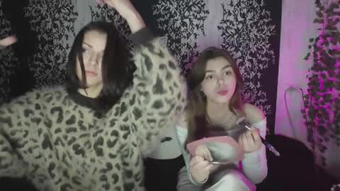 yummy_chica online show from 10-23-25, 08:29