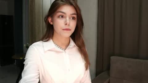 yummy_chica online show from 10-29-25, 02:19