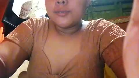 Snapshot of yummy_fiona chatting on 05-05-26, 02:03 yummy_fiona online show from 05-05-26, 02:03