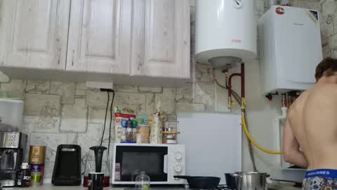 Alex online show from 11-19-25, 02:39