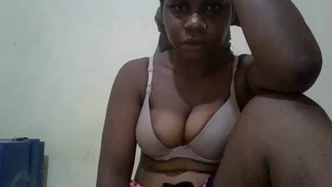 YUMMY online show from 12-28-24, 04:08