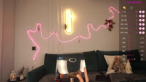 Yummy online show from 12-21-24, 01:10