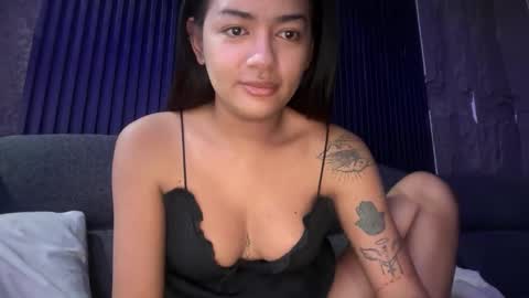 Goddes Renalyn online show from 10-17-25, 08:39