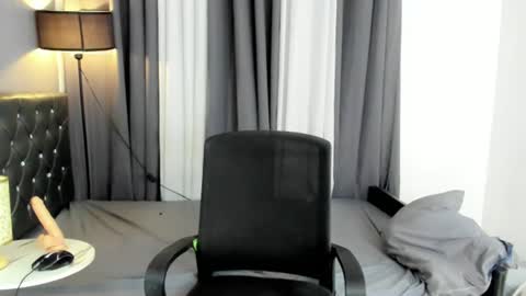 Snapshot of yummytskath chatting on 06-22-26, 04:48 baby kahth online show from 06-22-26, 04:48