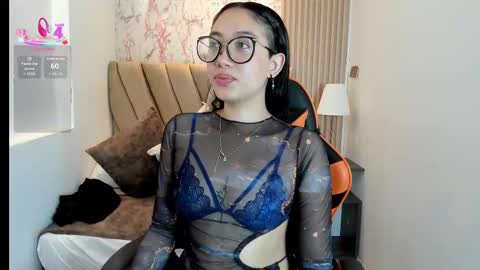 Yuna  online show from 09-20-25, 12:06