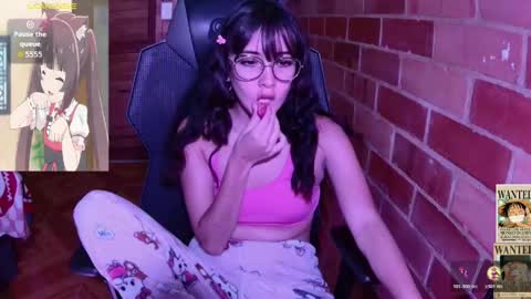 Snapshot of yuna_pink666 chatting on 05-06-26, 02:40 yuna_pink666 online show from 05-06-26, 02:40
