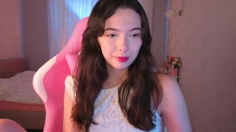 Snapshot of yuna_sunshy chatting on 06-08-26, 01:28 Yuna online show from 06-08-26, 01:28