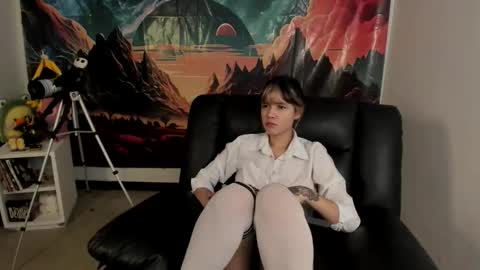 Snapshot of yunablack chatting on 04-02-26, 03:09 Yuna online show from 04-02-26, 03:09