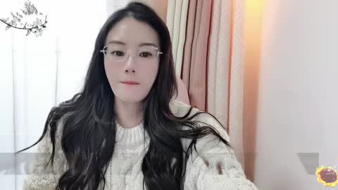 Snapshot of yuner0715 chatting on 12-21-24, 08:07 YunEr online show from 12-21-24, 08:07