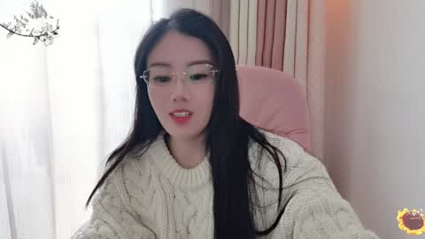 Snapshot of yuner0715 chatting on 12-23-24, 03:40 YunEr online show from 12-23-24, 03:40