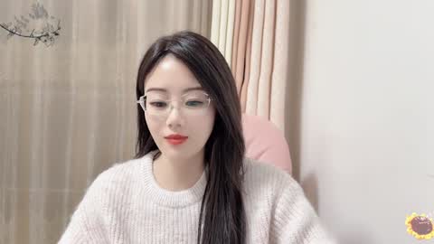 Snapshot of yuner0715 chatting on 01-03-25, 02:19 YunEr online show from 01-03-25, 02:19