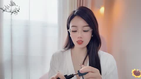 Snapshot of yuner0715 chatting on 01-18-25, 04:04 YunEr online show from 01-18-25, 04:04