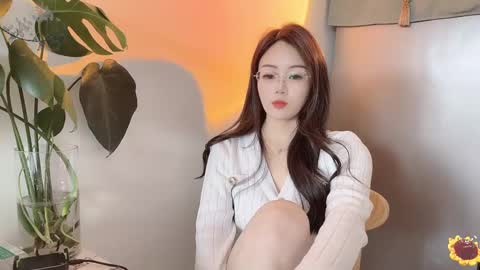 Snapshot of yuner0715 chatting on 02-21-25, 06:40 YunEr online show from 02-21-25, 06:40
