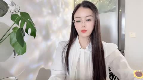 Snapshot of yuner0715 chatting on 02-25-25, 06:58 YunEr online show from 02-25-25, 06:58