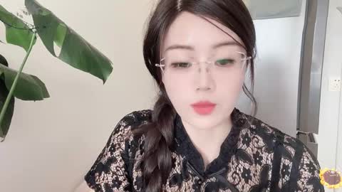 Snapshot of yuner0715 chatting on 03-04-25, 03:00 YunEr online show from 03-04-25, 03:00