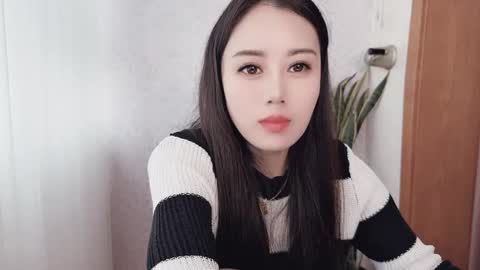 YunEr online show from 10-17-25, 03:20