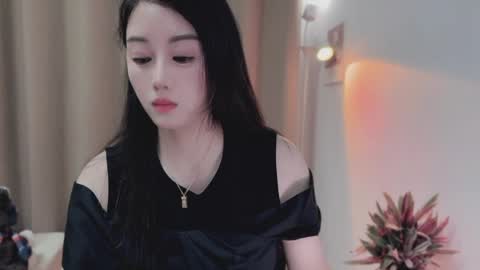 YunEr online show from 05-11-26, 01:17