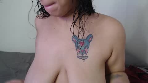 Snapshot of yungelitamor_ chatting on 01-14-25, 05:08 ELITA online show from 01-14-25, 05:08