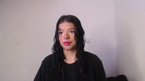 Snapshot of yungelitamor_ chatting on 01-16-25, 05:00 ELITA online show from 01-16-25, 05:00