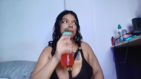 Snapshot of yungelitamor_ chatting on 03-11-25, 07:58 ELITA online show from 03-11-25, 07:58