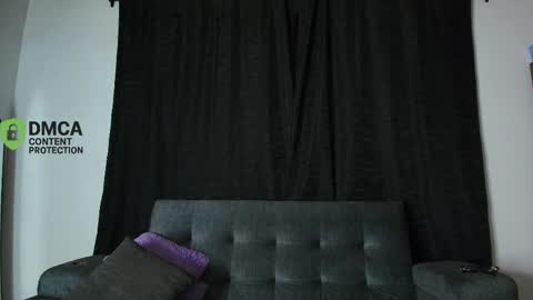 Snapshot of yungelitamor_ chatting on 04-11-26, 05:12 ELITA online show from 04-11-26, 05:12