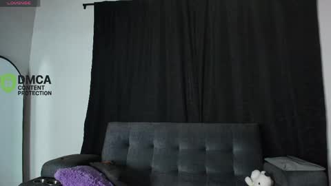 Snapshot of yungelitamor_ chatting on 05-04-26, 04:41 ELITA online show from 05-04-26, 04:41