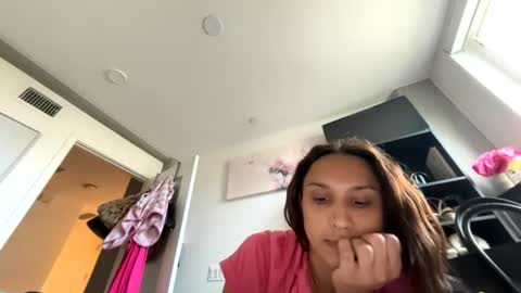 BbyTSSLut online show from 07-14-26, 12:02