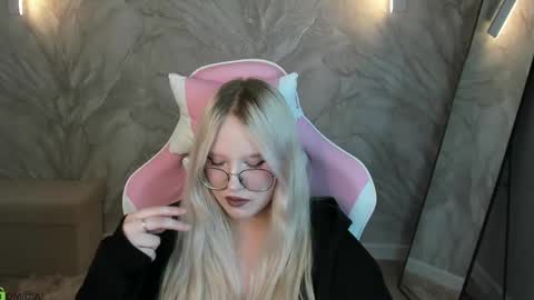 Yungsatou online show from 04-29-26, 09:24