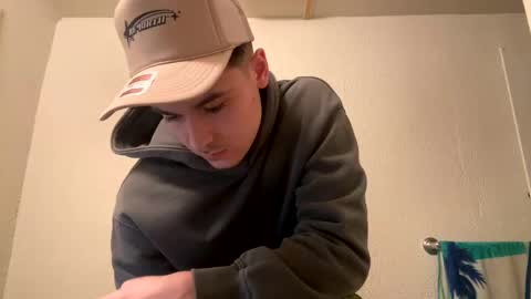 Snapshot of yungstudbev chatting on 02-19-25, 04:55 yungstudbev online show from 02-19-25, 04:55