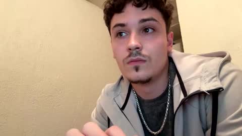 Snapshot of yungstudbev chatting on 09-10-25, 11:05 yungstudbev online show from 09-10-25, 11:05