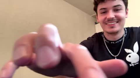 Snapshot of yungstudbev chatting on 10-04-25, 08:07 yungstudbev online show from 10-04-25, 08:07