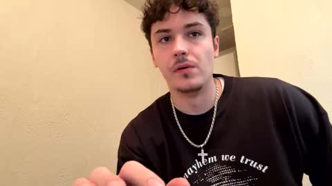 Snapshot of yungstudbev chatting on 10-10-25, 07:35 yungstudbev online show from 10-10-25, 07:35