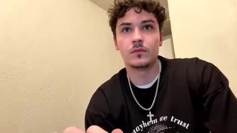 Snapshot of yungstudbev chatting on 10-11-25, 07:40 yungstudbev online show from 10-11-25, 07:40