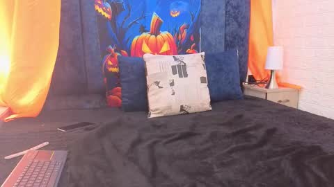 yunkeyc online show from 10-14-25, 03:18