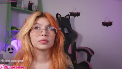 yunorose_ online show from 11-10-25, 05:28