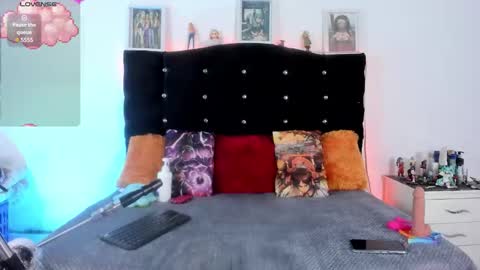 Snapshot of yuong_jung chatting on 10-08-25, 03:04 yuong soo online show from 10-08-25, 03:04