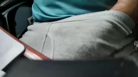 yuppers1234 online show from 10-14-25, 02:07