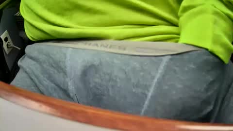 yuppers1234 online show from 12-05-25, 03:20