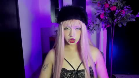 Yuri Kay online show from 05-25-26, 07:53