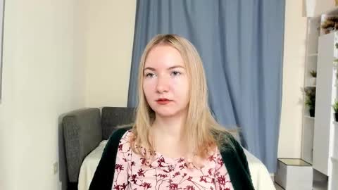 Alesia online show from 11-24-25, 07:41