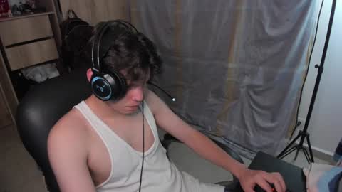 yurii_moody online show from 12-15-24, 01:57