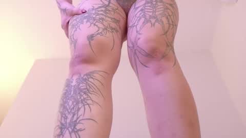 Hi My name Yuriko online show from 01-05-26, 05:27