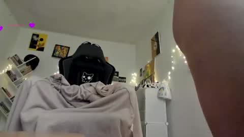 Snapshot of yury_sun chatting on 03-06-25, 11:20 paola online show from 03-06-25, 11:20