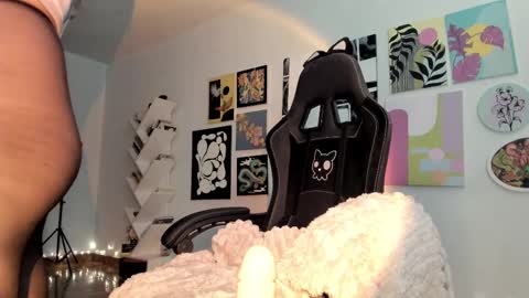 Snapshot of yury_sun chatting on 09-15-25, 08:20 paola online show from 09-15-25, 08:20