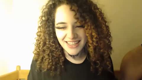 yusraxdamian online show from 02-01-26, 02:15