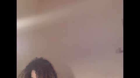 yusraxdamian online show from 02-07-26, 01:37