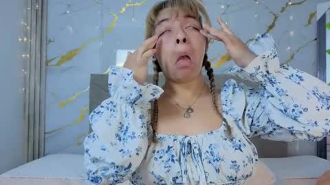 Snapshot of yutori_ chatting on 10-15-25, 02:55 Yutori online show from 10-15-25, 02:55